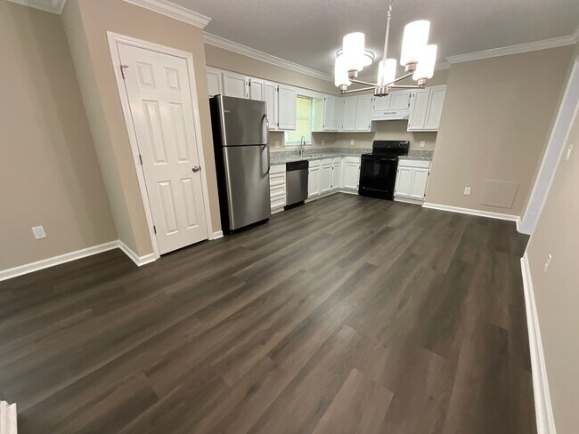 Building Photo - 2553 Old Mill Rd