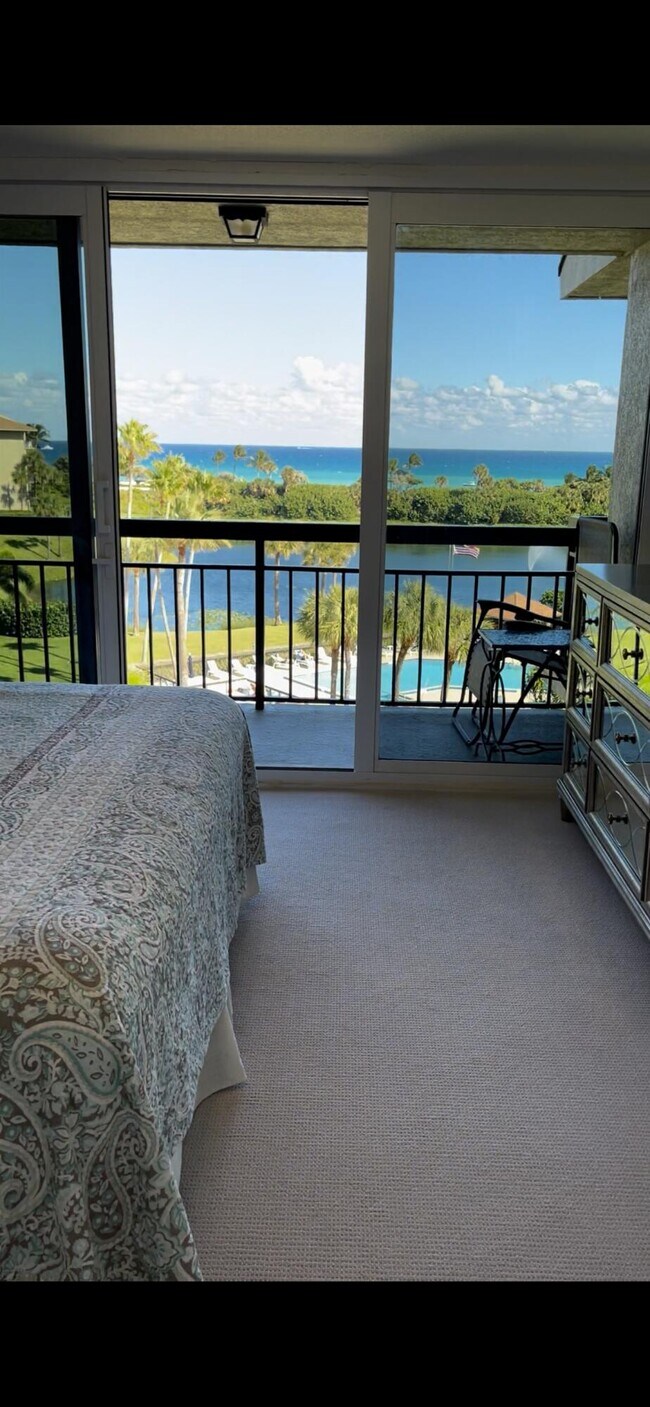 Building Photo - 401 S Seas Dr