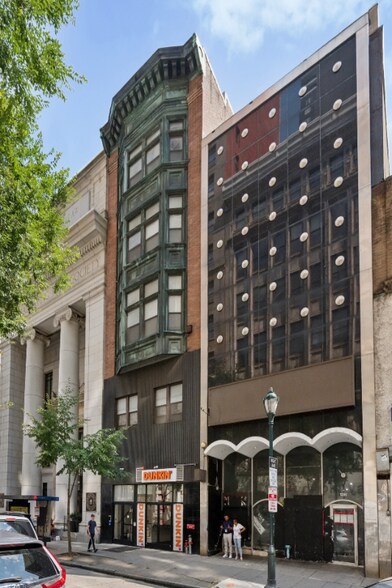 Building Photo - 1204 Chestnut St