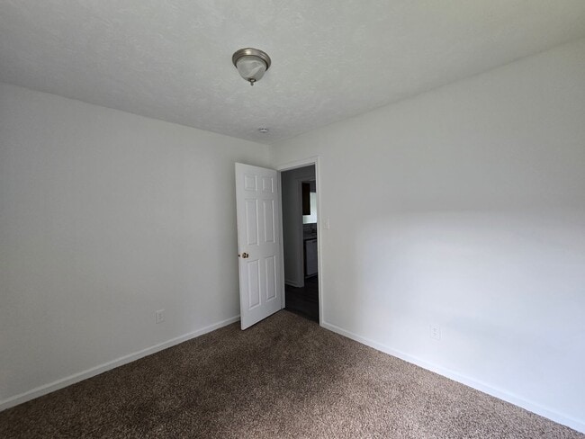 Building Photo - 1521 Kara Ct