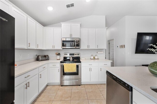 Building Photo - 1735 Carnostie Rd