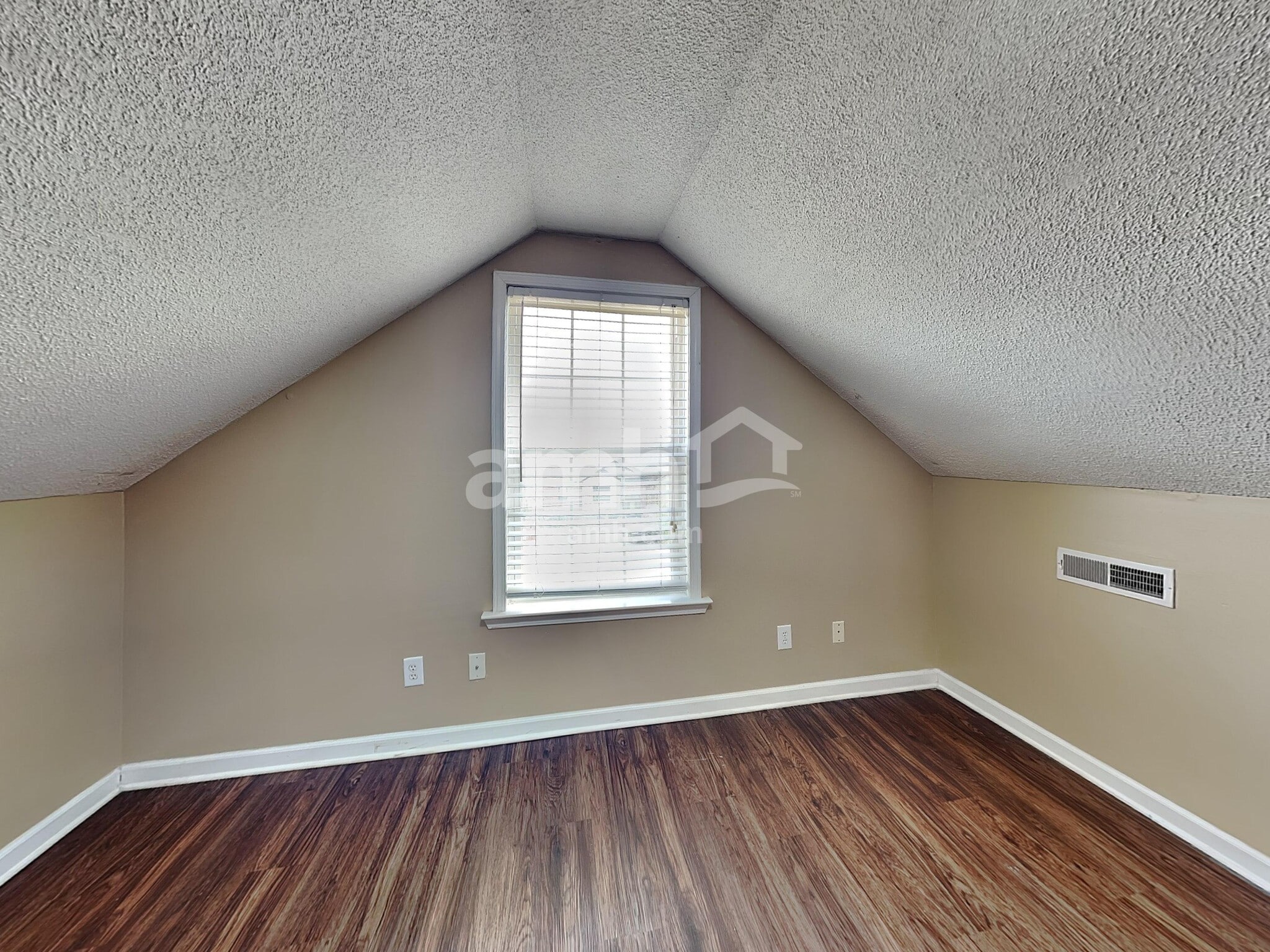 Building Photo - 3498 Torrington Ln