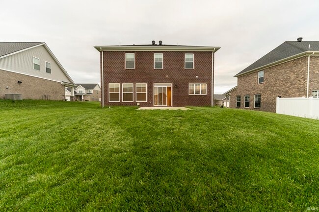 Building Photo - 5621 Camden Dr