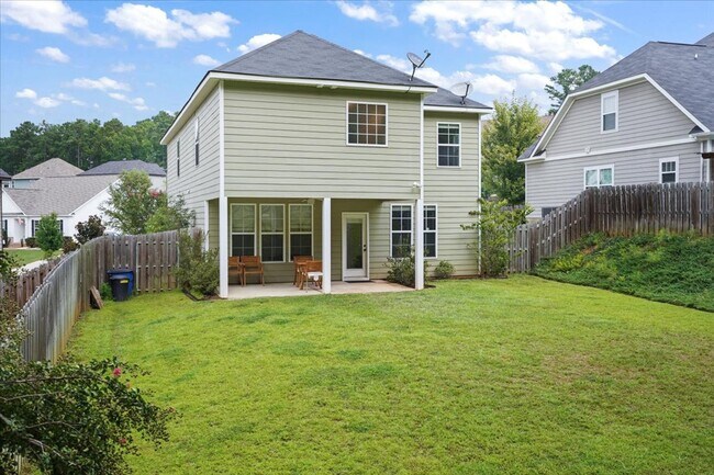 Building Photo - 4 Bedroom, 2.5 Bathroom home in Grovetown with fenced yard and 2-car garage