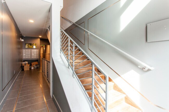 Building Photo - 1533-39 Parrish St