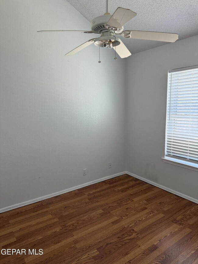 Building Photo - 7453 Plaza Taurina Dr