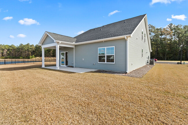 Building Photo - Agostino Home