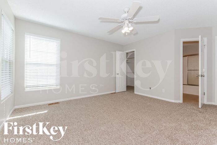 Building Photo - 609 Rosehill Dr