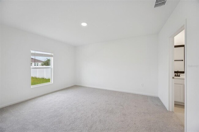 Building Photo - 4718 Golden Knight Blvd