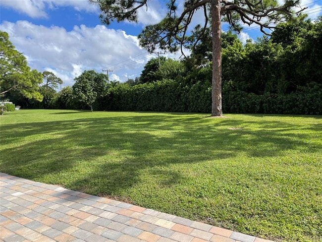 Building Photo - 5388 Privet Pl