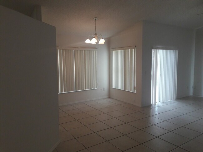 Building Photo - Coming Soon!!-3236 Brewster Dr Kissimmee FL 34743