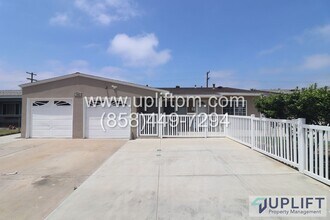 Building Photo - Jefferson Ave (782)