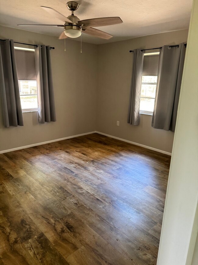 Building Photo - 15513 FL-64
