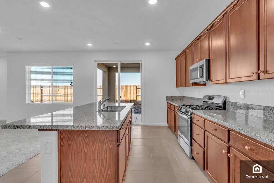 Building Photo - 6001 Firelight Dr