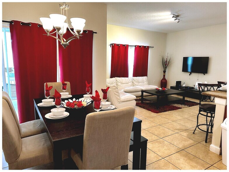 Building Photo - 4819 Brier Rose Ln