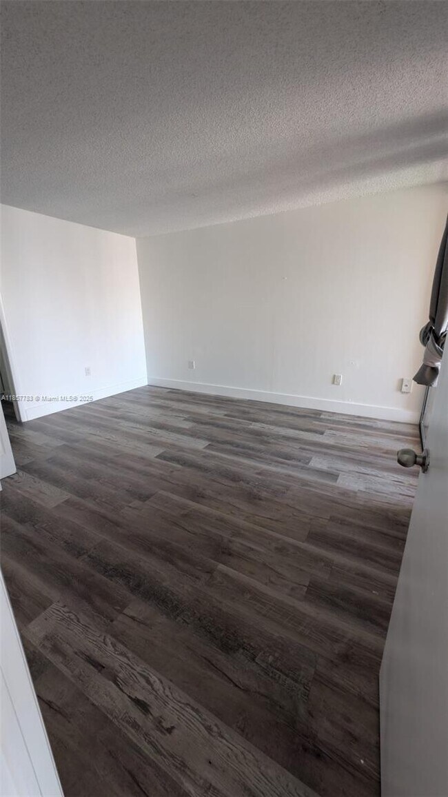 Building Photo - 10700 SW 108th Ave