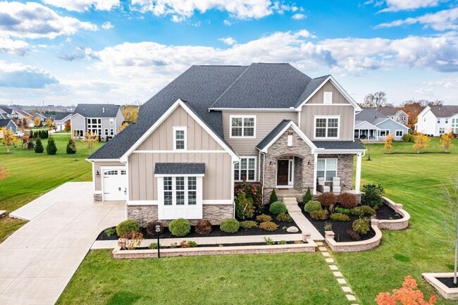 Building Photo - 5962 Laurel Ln