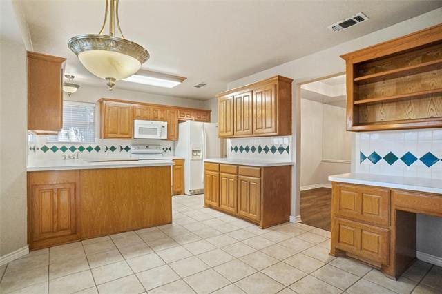 Building Photo - 1025 Westgrove Dr