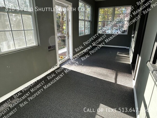 Building Photo - 810 S Fred Shuttlesworth Cir