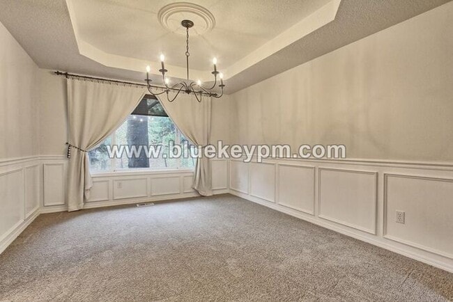 Building Photo - $100 OFF 1st 3 Months of Rent!! 5 Bed, 2.5 Baths Luxury Home in Murrayhill Near Cooper Mtn Parks