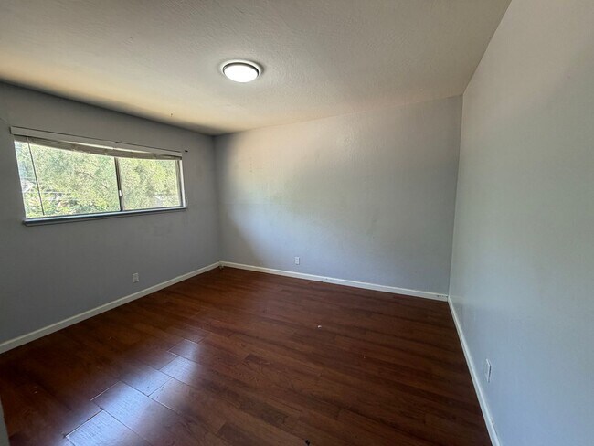 Building Photo - 7905 Leona Way