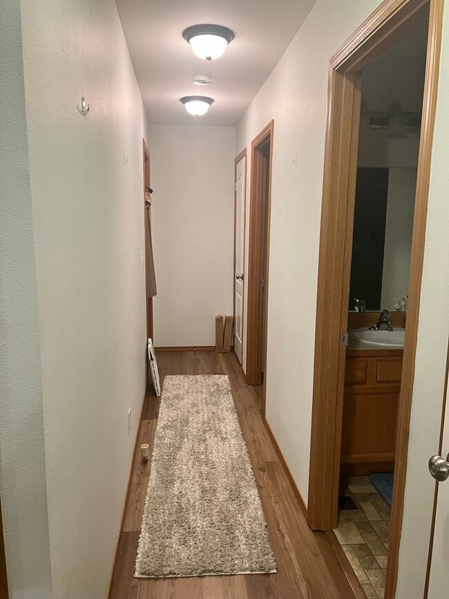 Building Photo - 232 Poplar St