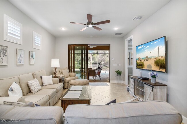 Building Photo - 7674 Jacaranda Ln