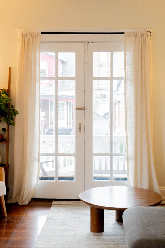 Building Photo - 1628 De Sales Ln