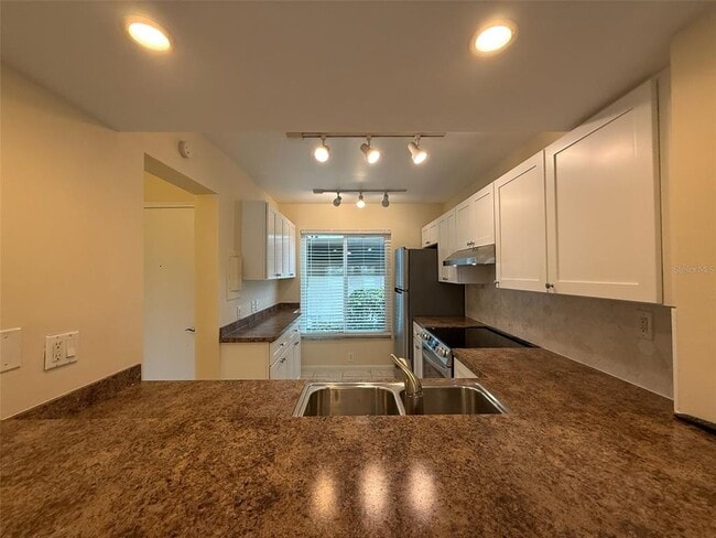 Building Photo - 6219 Palma Del Mar Blvd S