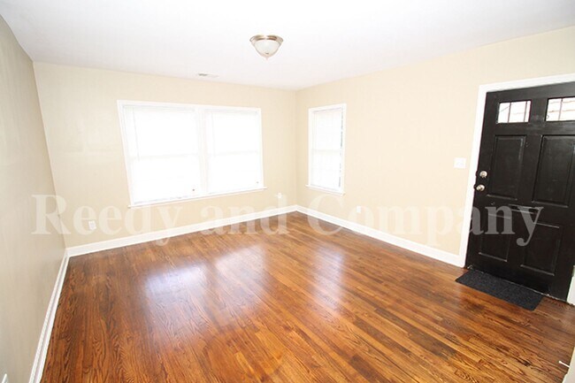 Building Photo - 110 N Greer St