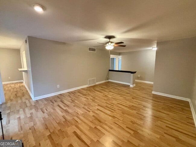 Building Photo - 58 Rumson Ct