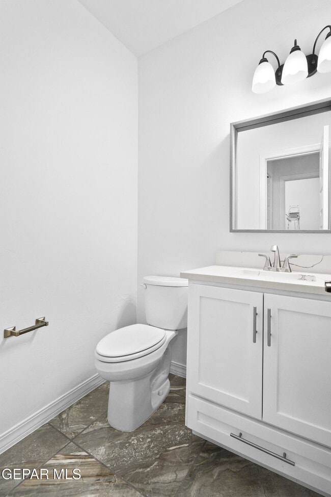 Building Photo - 6315 Escondido Dr