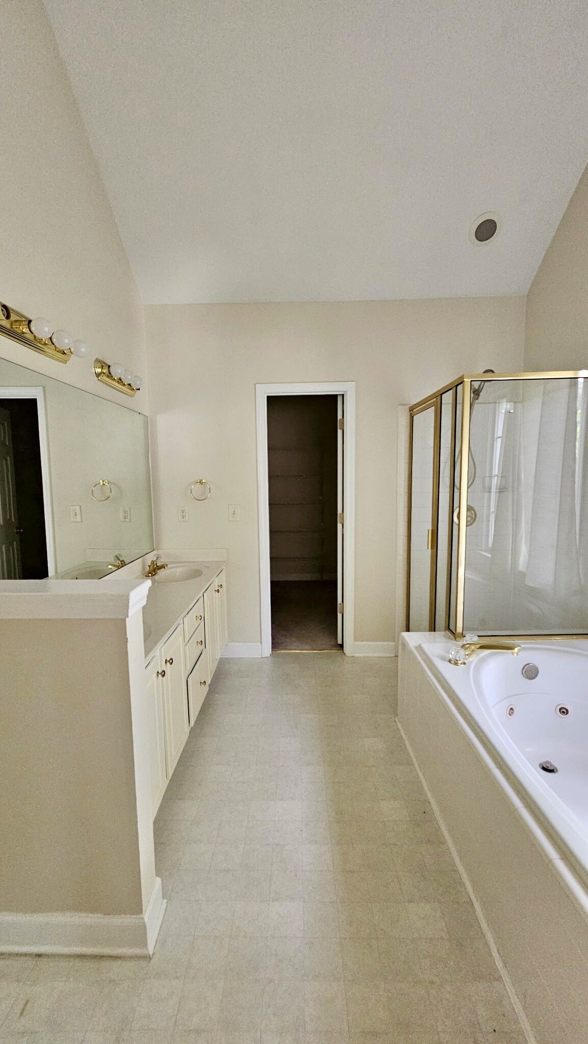 Building Photo - 7 Woodsage Ln