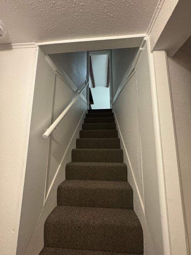 Building Photo - Non-Refundable & Security Deposit Total: $...