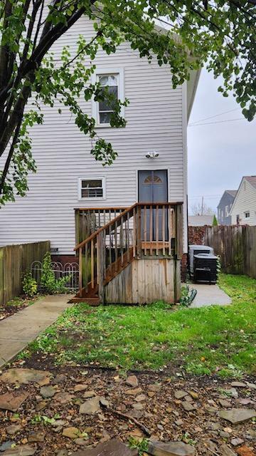 Building Photo - 733 S 18th St