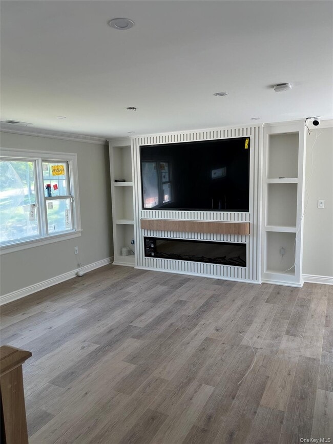 Building Photo - 4 Glen Ct