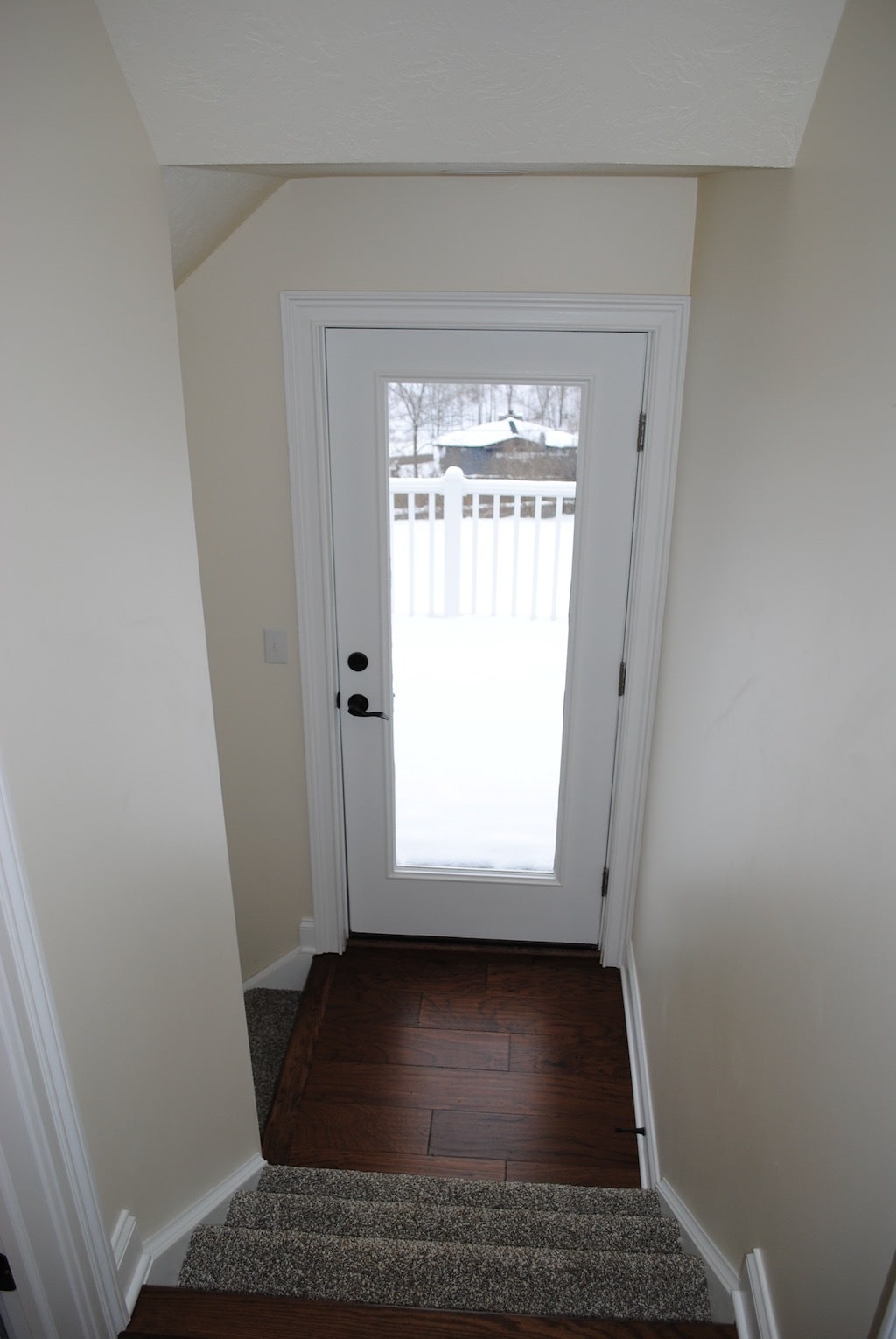 Building Photo - 411 Cardinal Dr