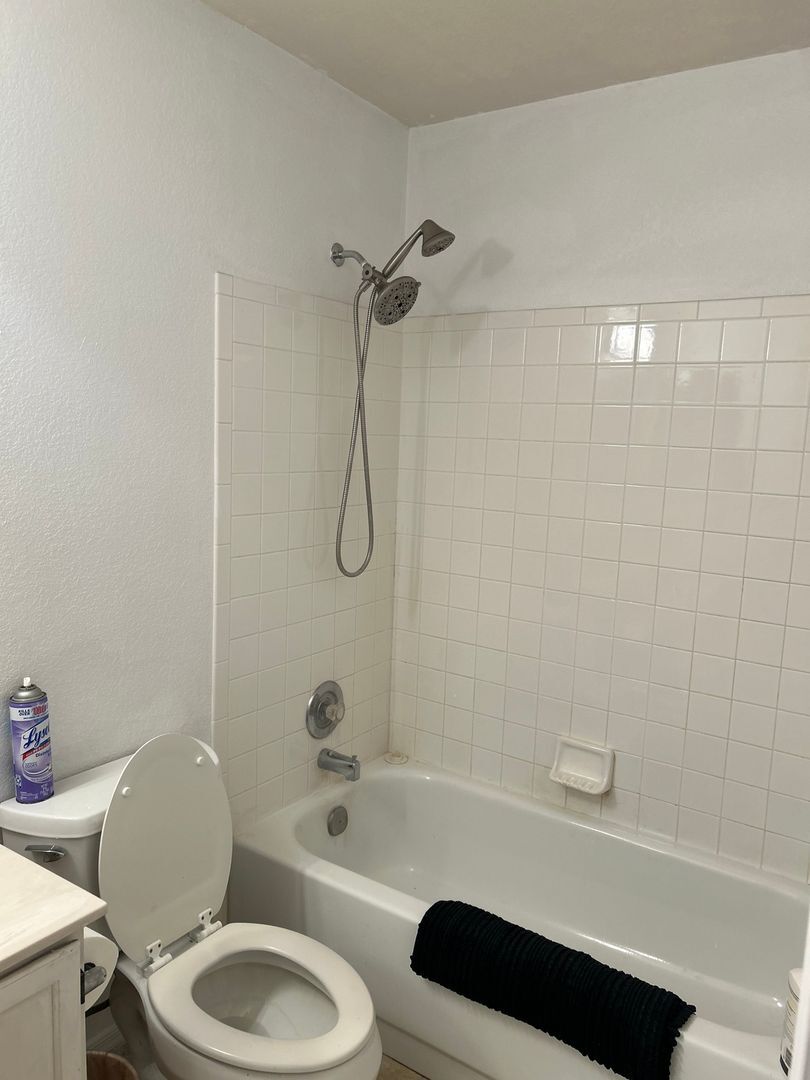 Building Photo - 7277 W Maple Ridge Dr