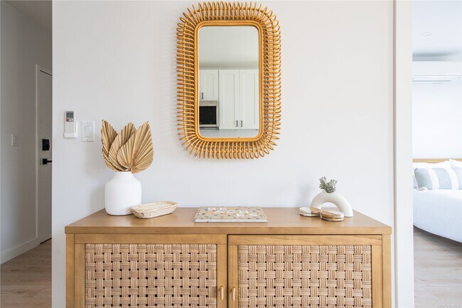 Building Photo - 108-9 Rockaway Beach Dr