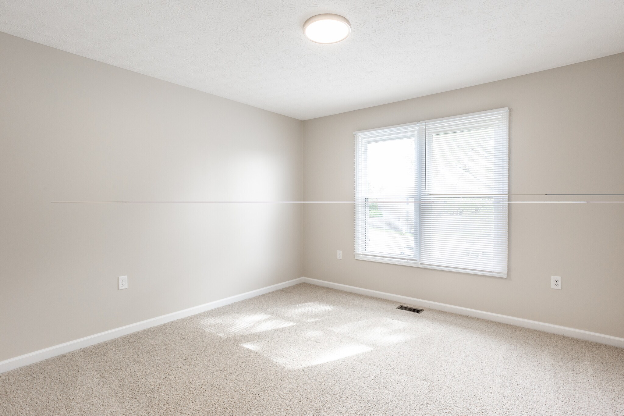 Building Photo - 6130 Bethesda Way