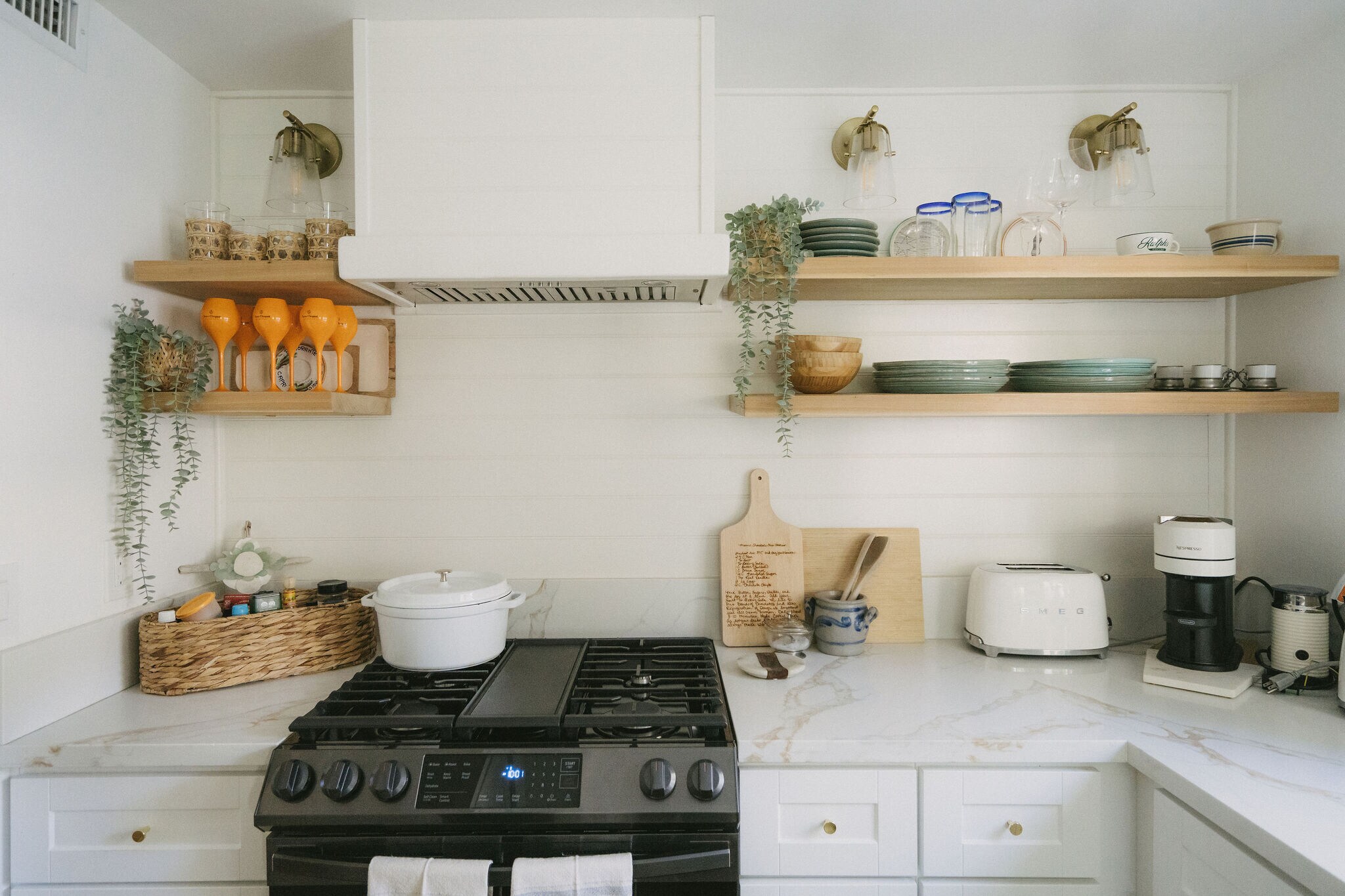 Building Photo - 5716 Skyview Way