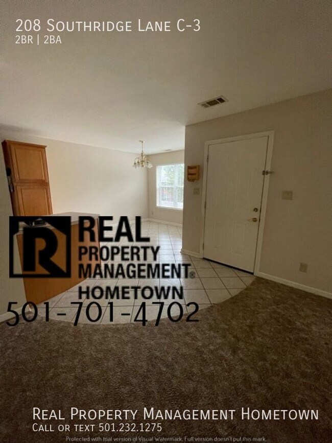 Building Photo - HALF OFF FIRST MONTH! Beautiful and Spacio...