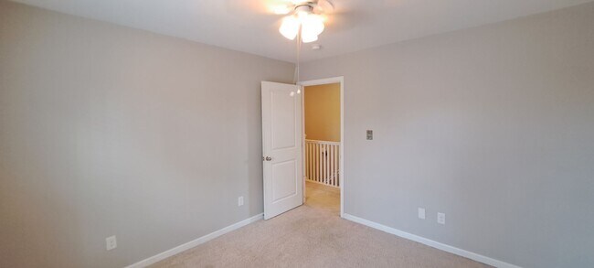 Building Photo - 259 Crown Heights Way