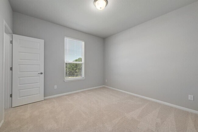Building Photo - 3820 Brushy Creek Rd