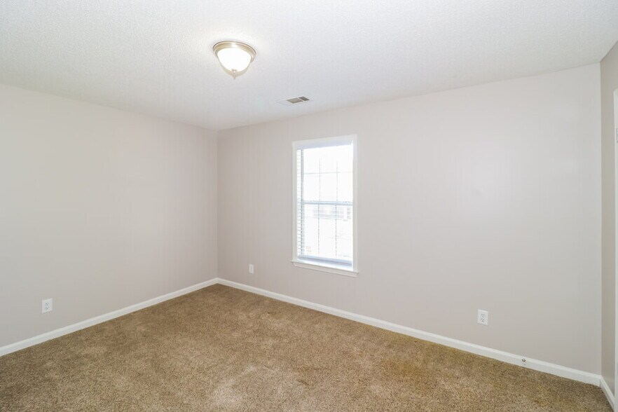 Building Photo - 8038 Allbright Cove