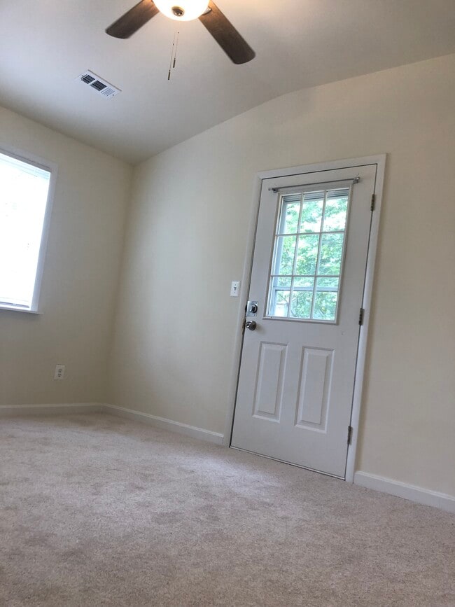 Building Photo - 9314 Madison Ave