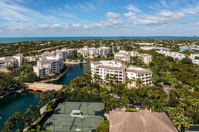 Building Photo - 781 Crandon Blvd