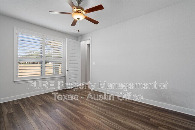 Building Photo - 1138 Woodpark Ln