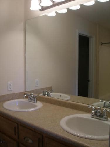 Building Photo - Stylish and Spacious 3BR/2BA Rental Home w...