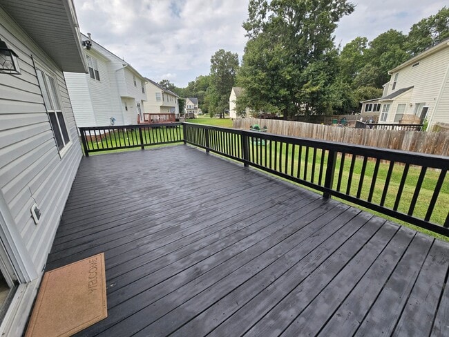Building Photo - 959 Wheelwood Way